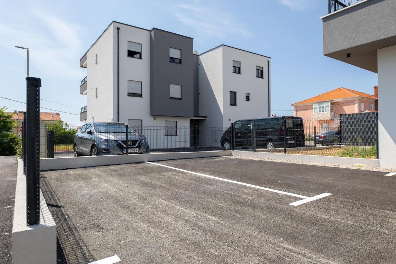 Apartments Maya & Tina Trogir Buitenkant foto