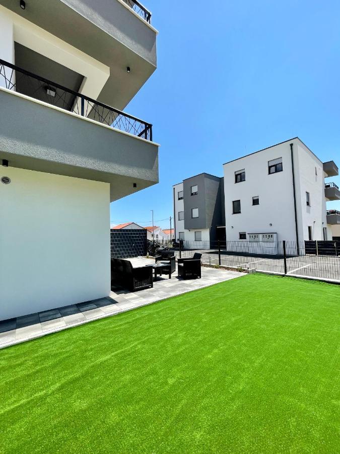 Apartments Maya & Tina Trogir Buitenkant foto